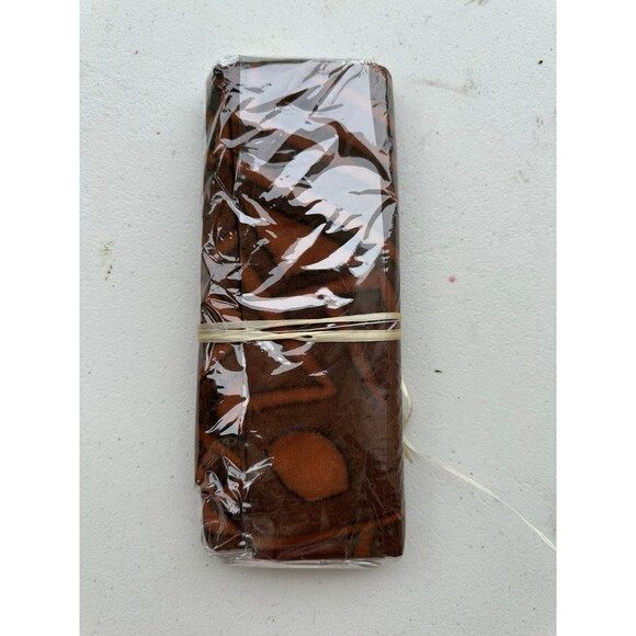 NIP J-Len T's Samoan Brown Lavalava Fa'a-Laupaogo Design Pareu Wooden Earrings - Picture 2 of 2